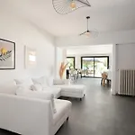 à Castres, Maison 10 Personnes Avec Piscine Privée, Jardin Et 5 Villa *