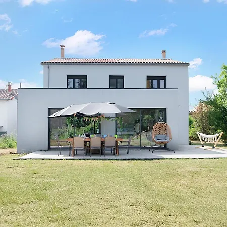 A Castres, Maison 10 Personnes Avec Piscine Privee, Jardin Et 5 Castres (Tarn)