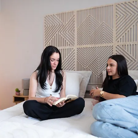 A Castres, Maison 10 Personnes Avec Piscine Privee, Jardin Et 5