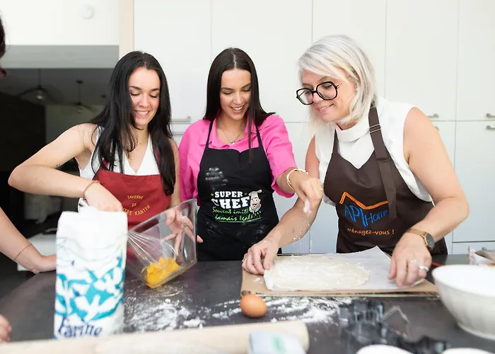 Вилла A Castres, Maison 10 Personnes Avec Piscine Privee, Jardin Et 5 Кастр