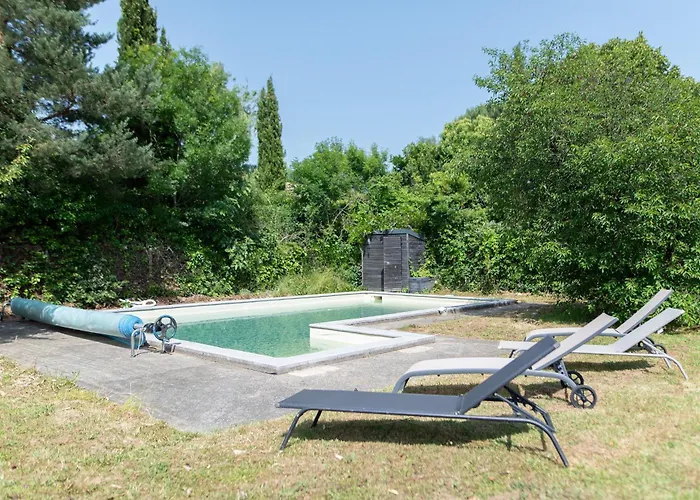 A Castres, Maison 10 Personnes Avec Piscine Privee, Jardin Et 5 Вилла Кастр