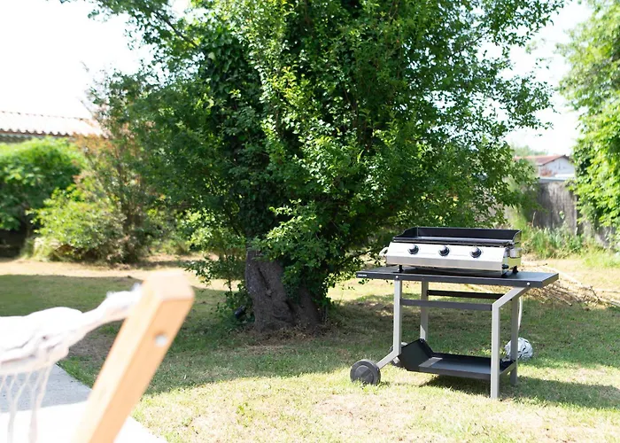 빌라 A Castres, Maison 10 Personnes Avec Piscine Privee, Jardin Et 5 *